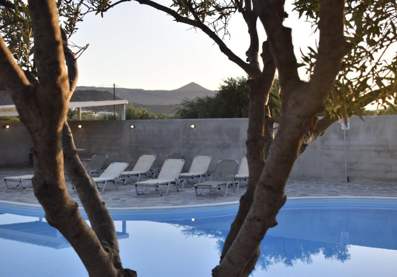 Rousolakos Pool Apartments باليكاسترون المظهر الخارجي الصورة