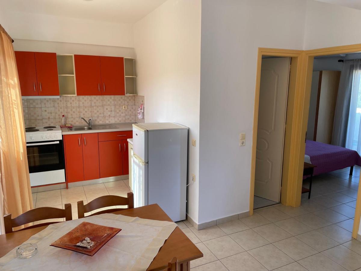 Rousolakos Pool Apartments باليكاسترون المظهر الخارجي الصورة